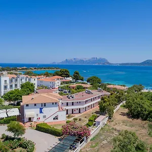 Mare Blue *** Olbia