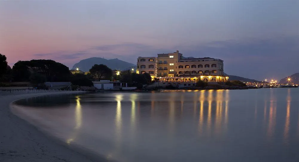 Gabbiano Azzurro Hotel & Suites Golfo Aranci Italy