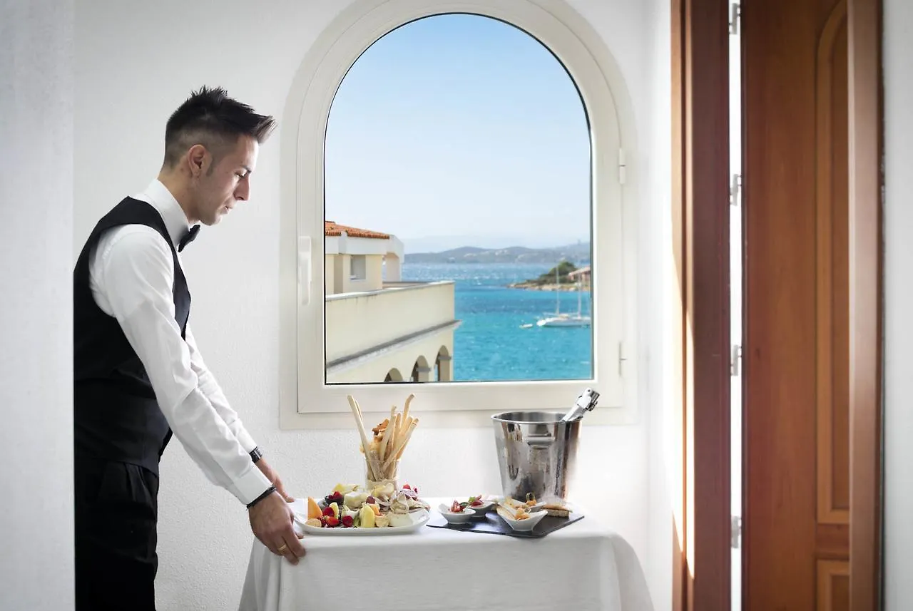 Gabbiano Azzurro Hotel & Suites Golfo Aranci 4*,  Italy